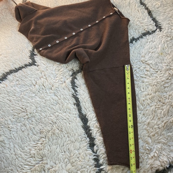 James Street Co Peri Shrunken Cardigan - Picture 9 of 17